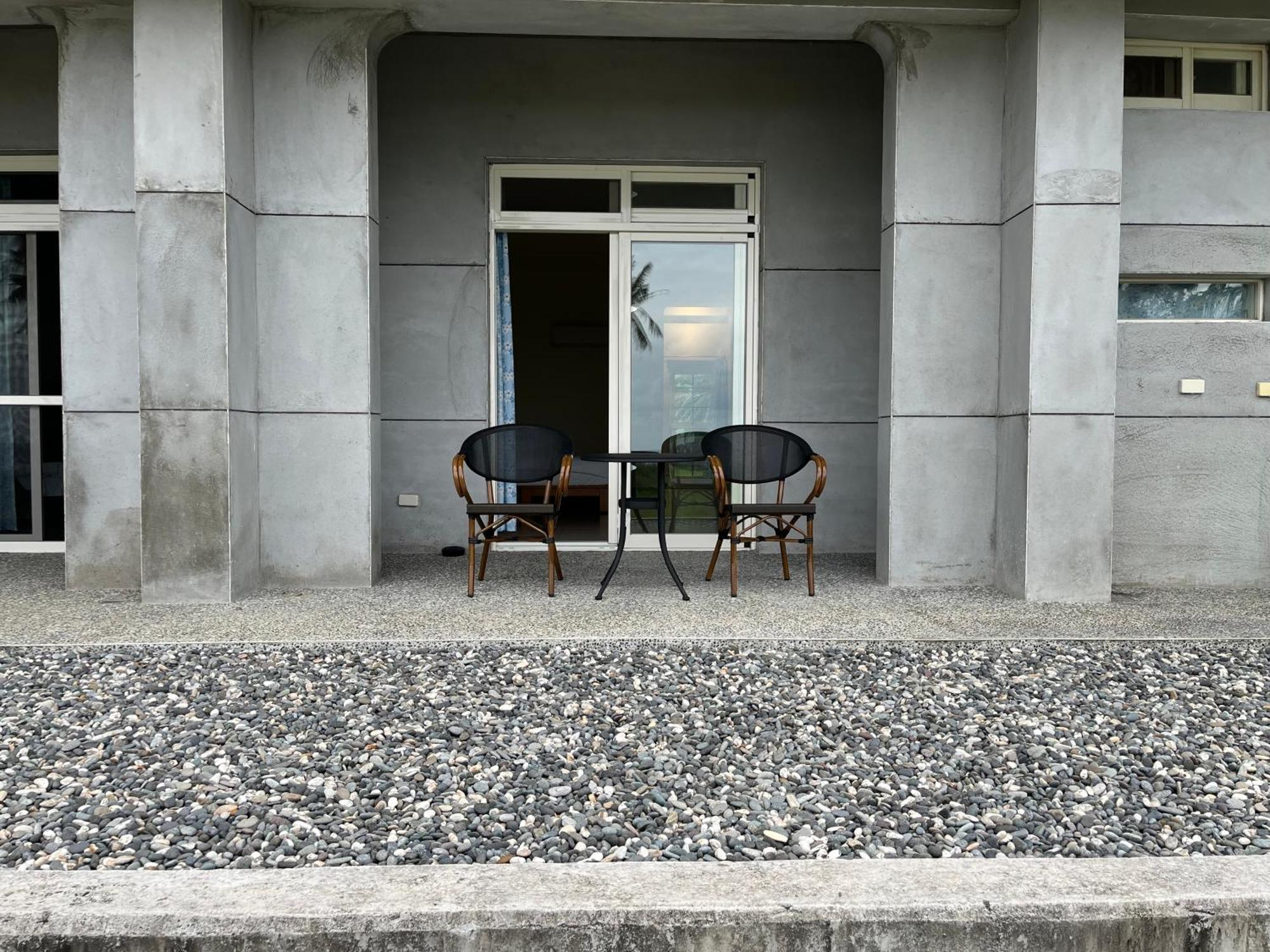 春夏秋冬海景民宿ocean View Motel Chenggong Bagian luar foto