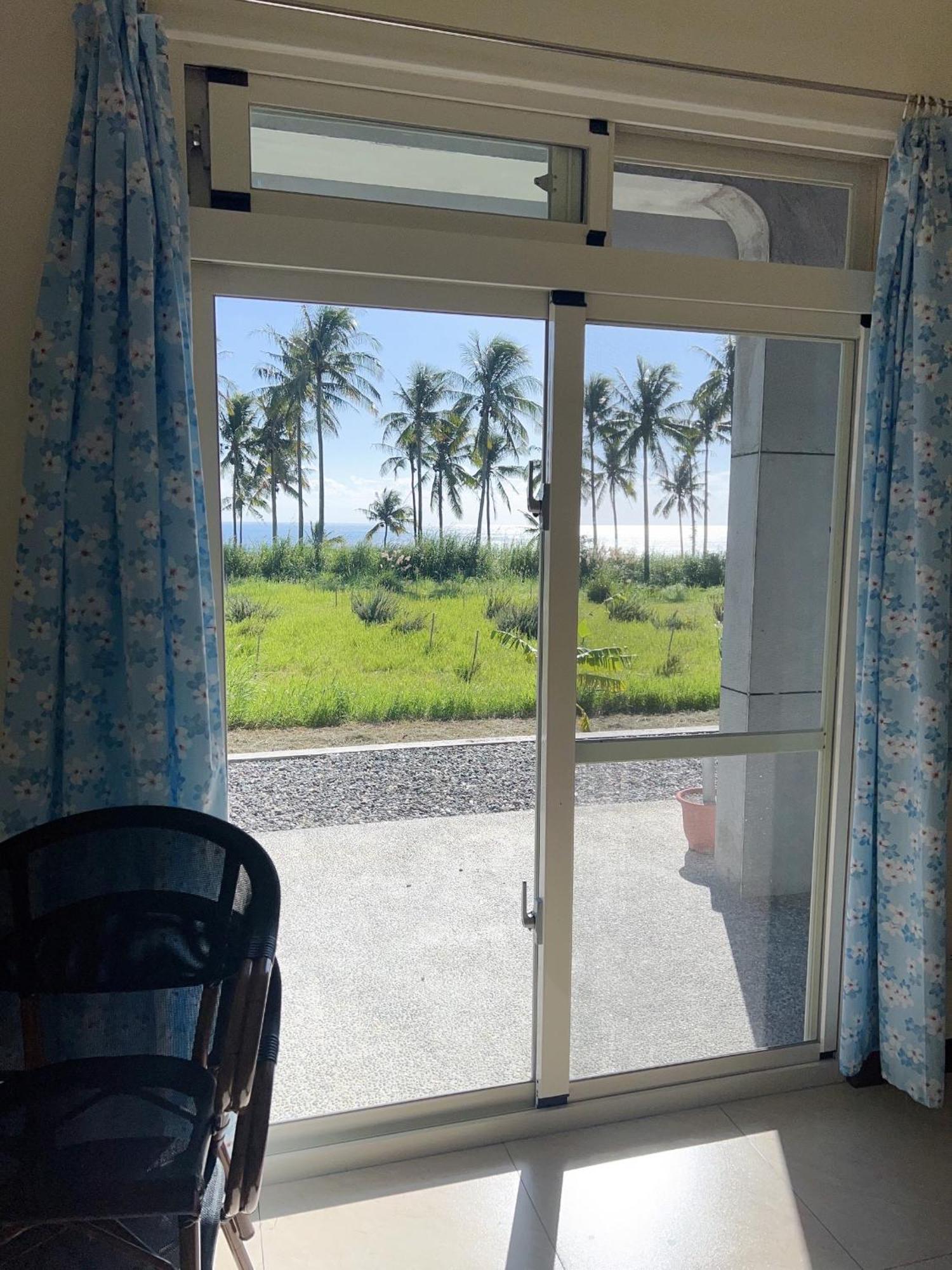春夏秋冬海景民宿ocean View Motel Chenggong Bagian luar foto