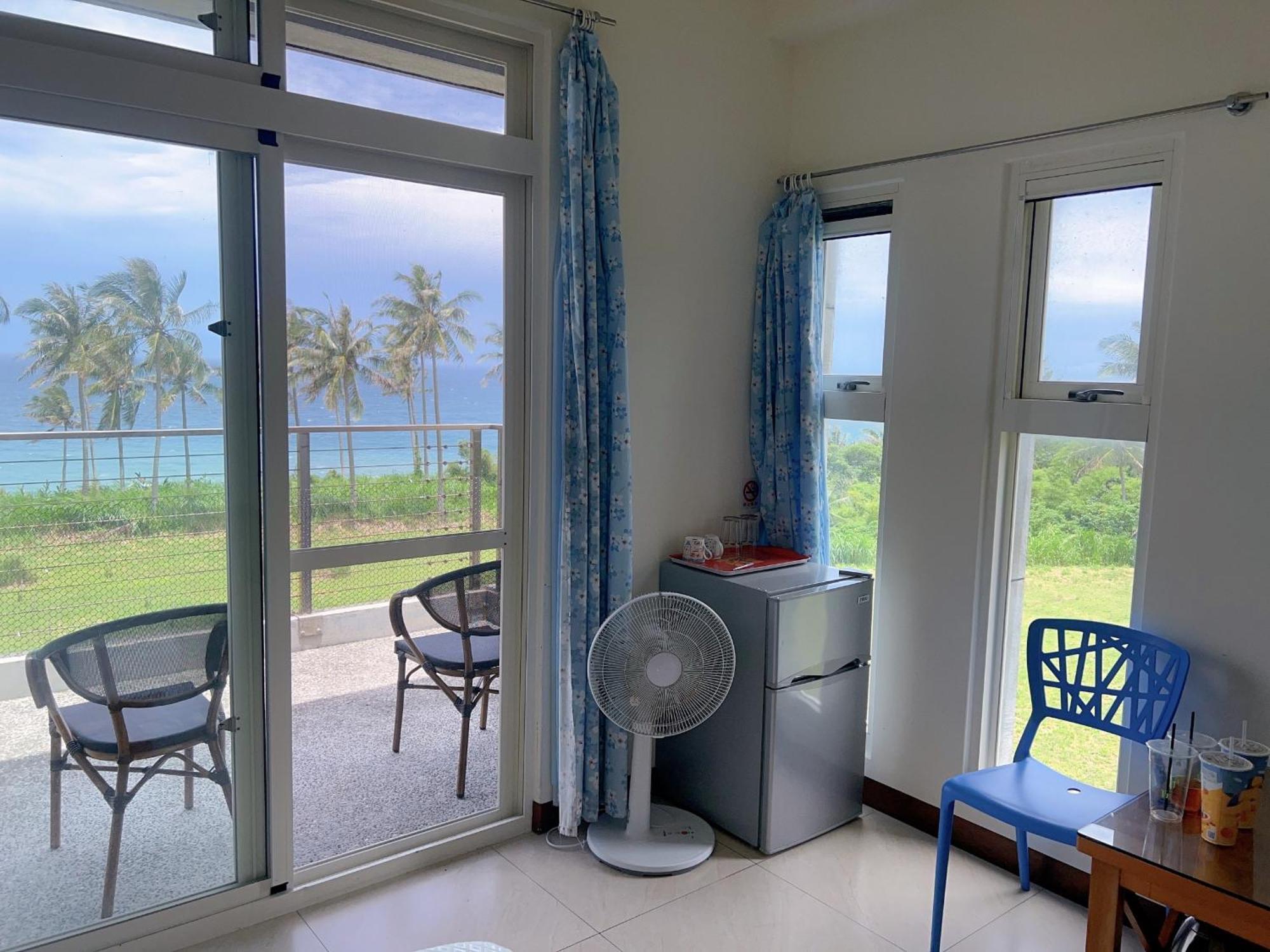 春夏秋冬海景民宿ocean View Motel Chenggong Bagian luar foto